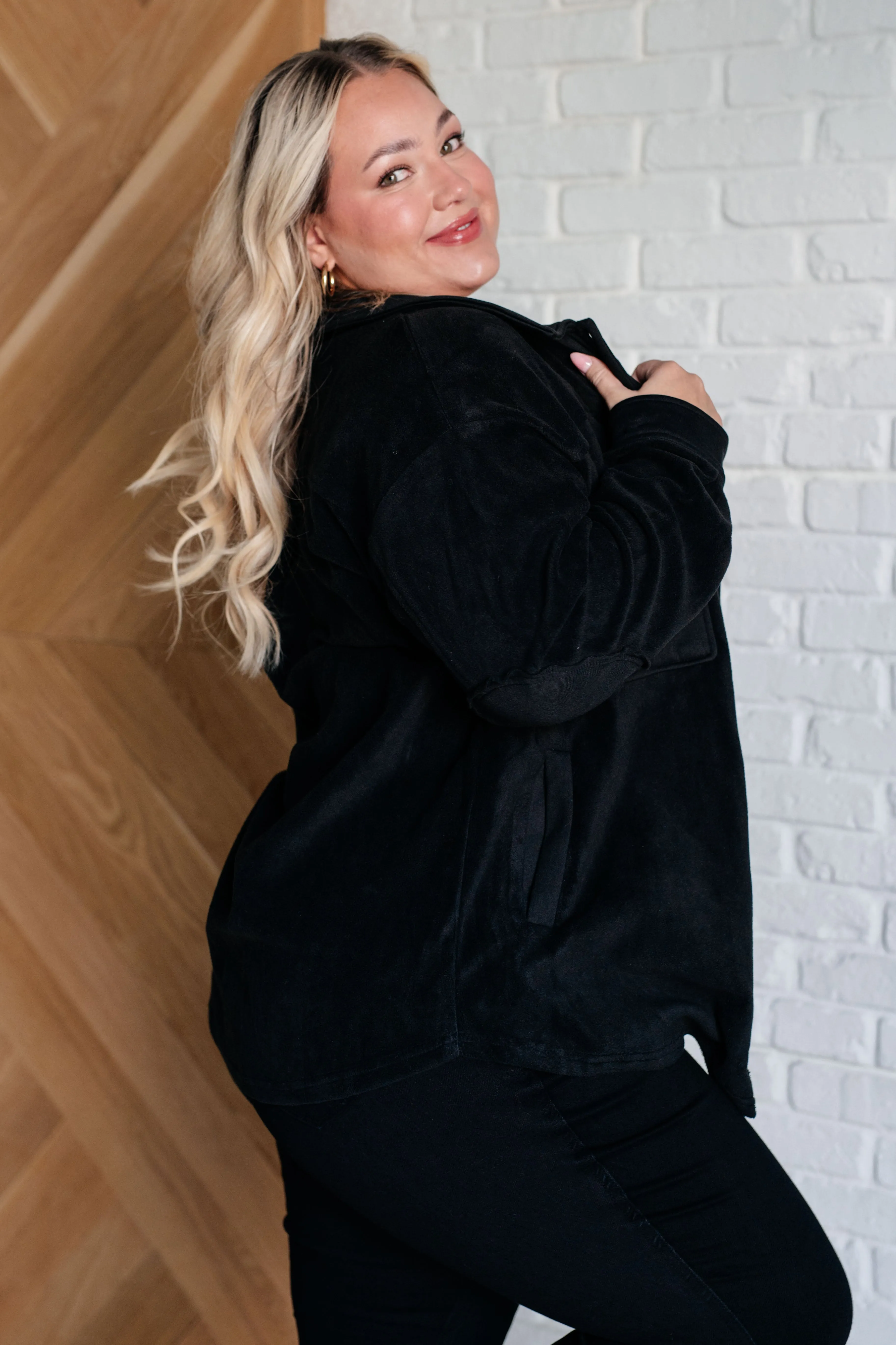 Fantastic in Fleece Jacket in Black - 12/5/2024