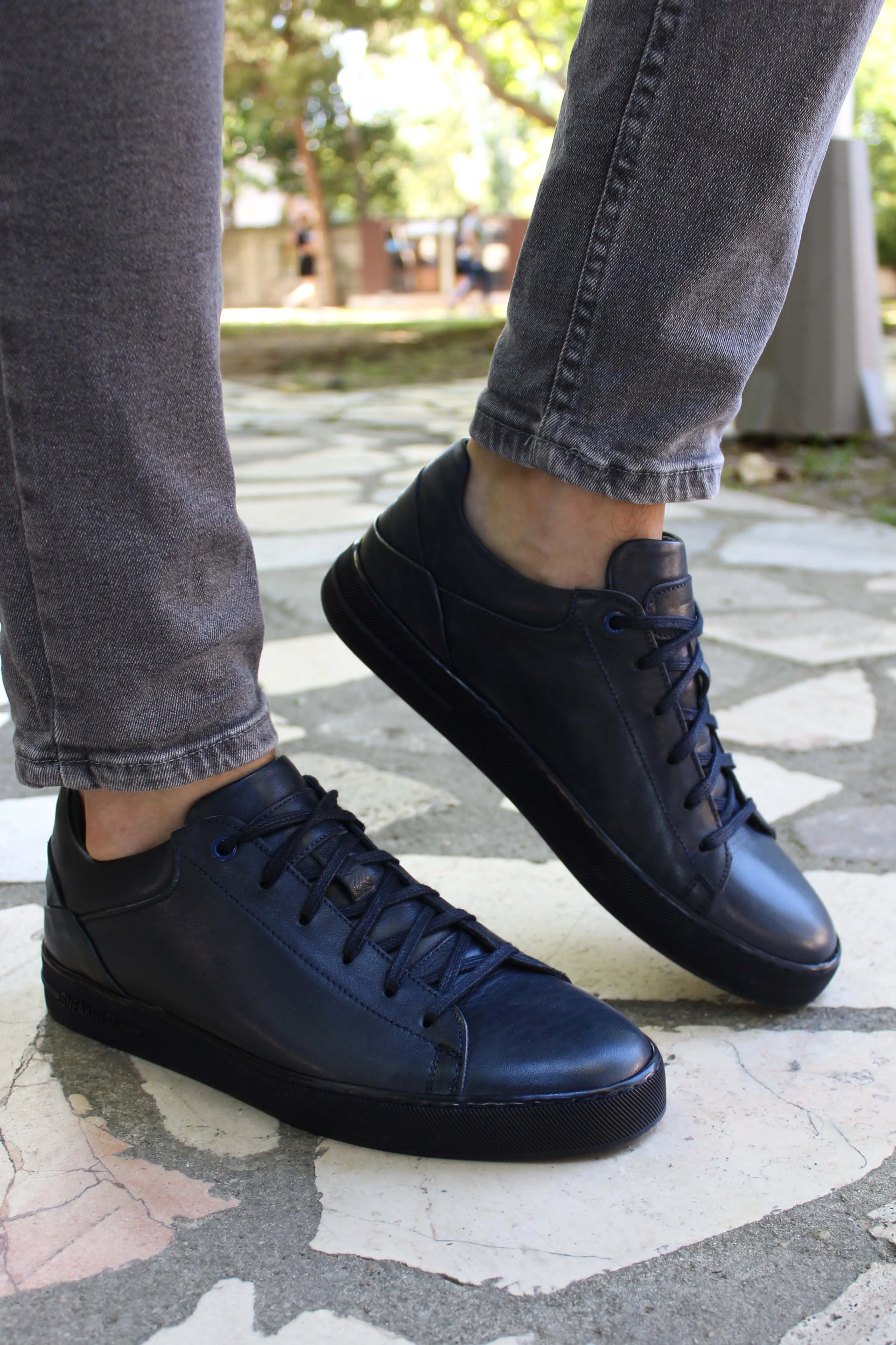 Men's Navy Blue Leather Casual Sneakers - Wessi