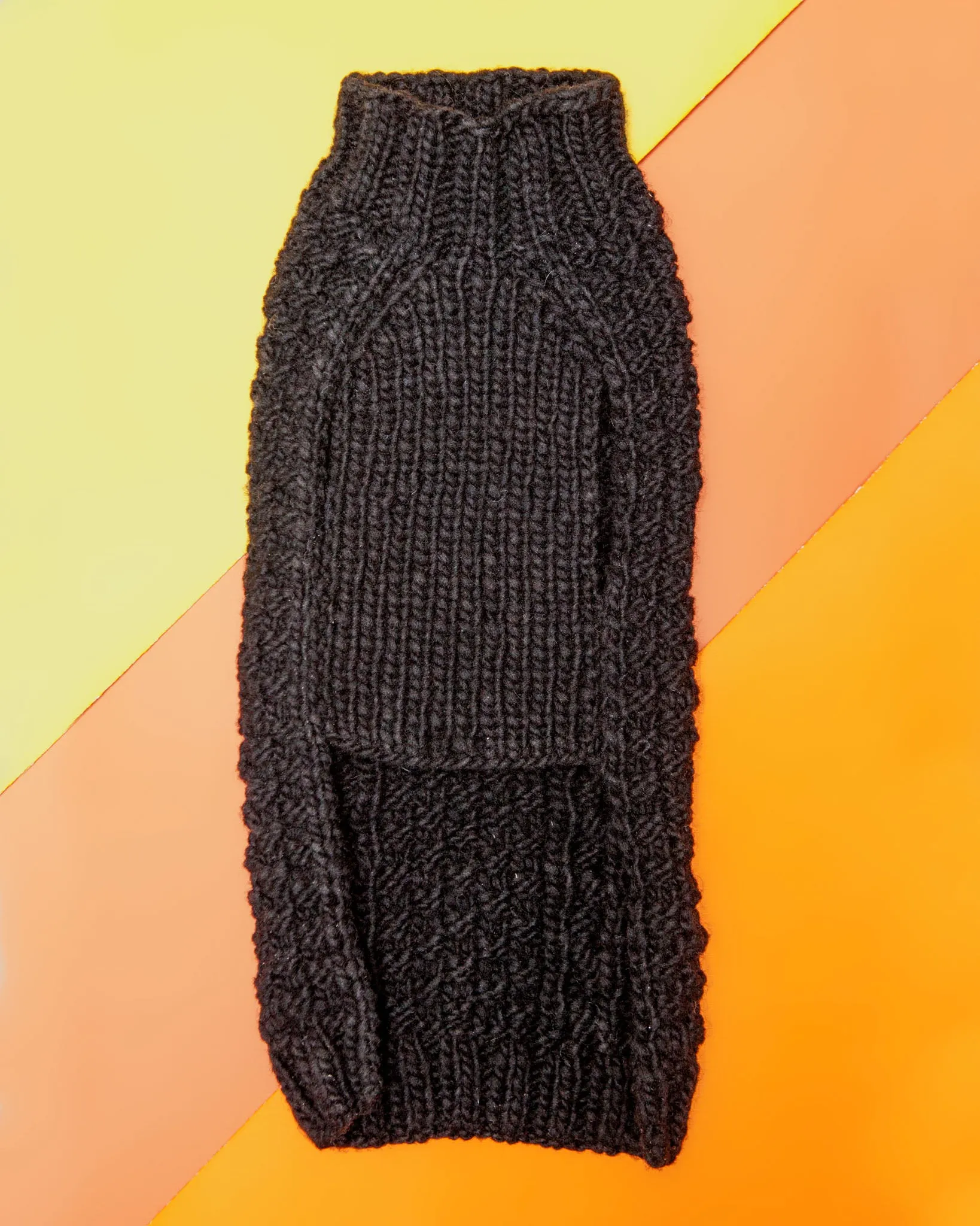 Sleeveless Cable Knit Wool Dog Sweater in Black (Dog & Co. Exclusive) << CLEARANCE >>