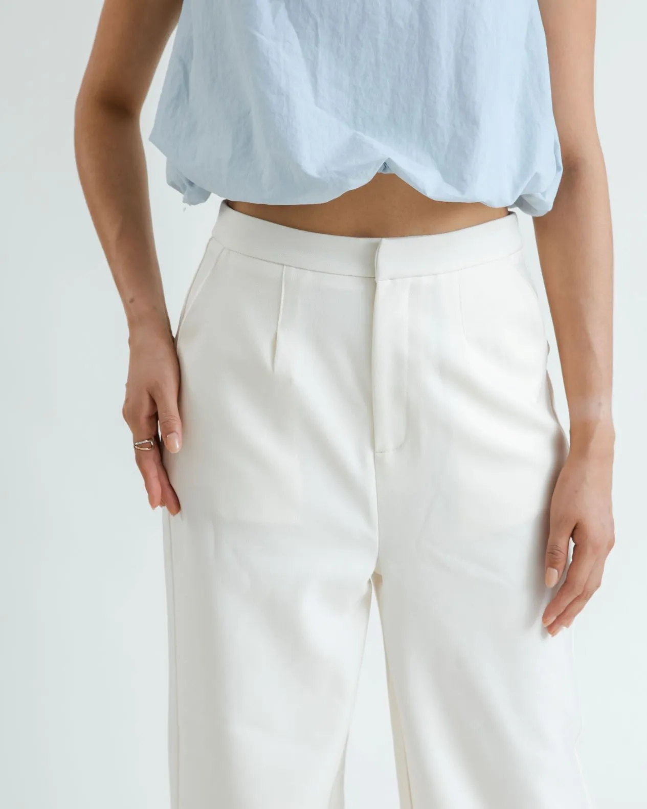 Tara High Waist Trousers (White)