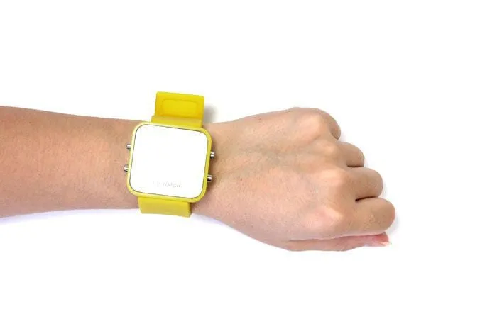 Unisex Mirror LED Watch Rubber Strap digital hours Casual watch Men women sports watches