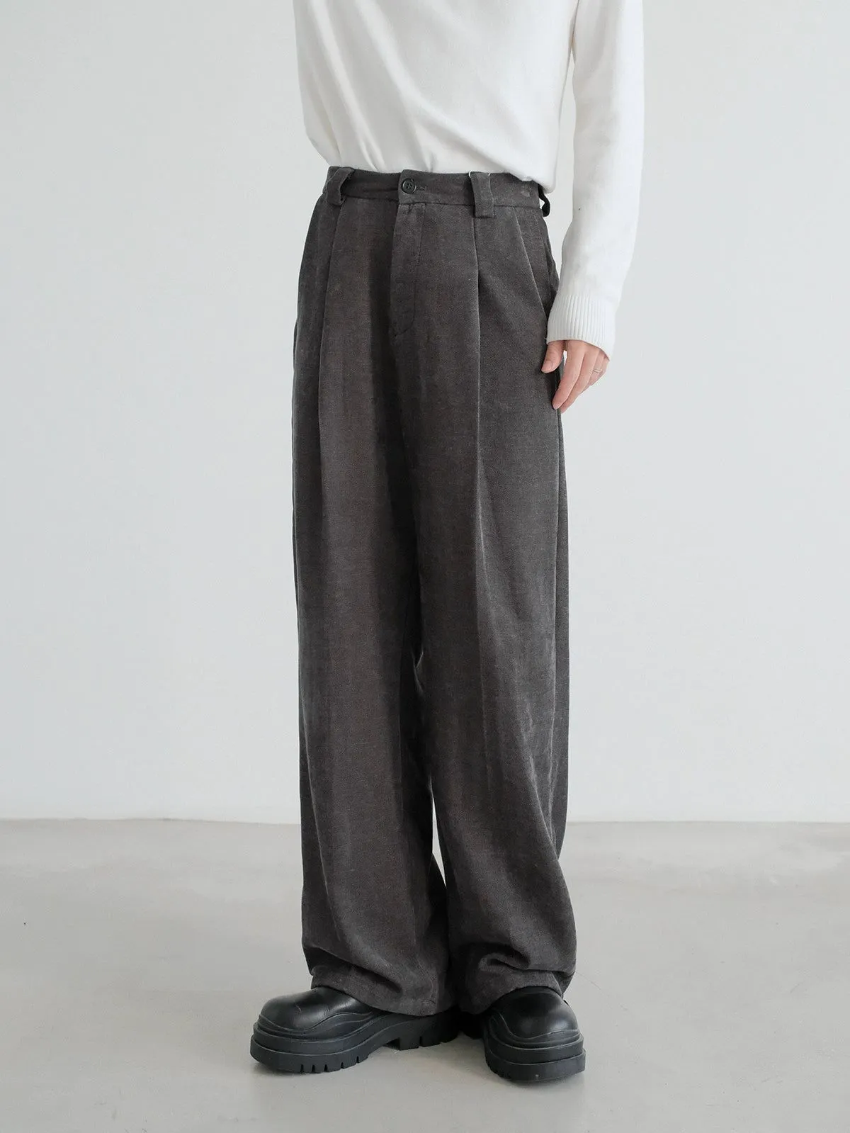 Zhou Relaxed Fit Velvet Pants